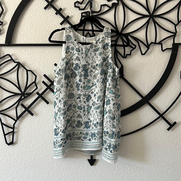 Max Studio Tops - Max Studio NWT Tanktop